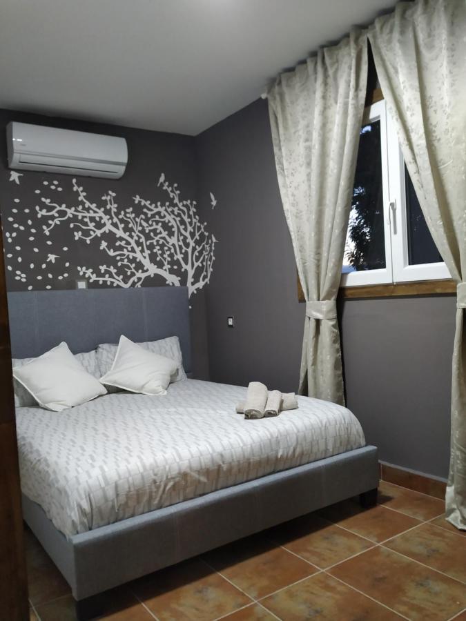 Casa Mirlo Villa Montmesa ภายนอก รูปภาพ